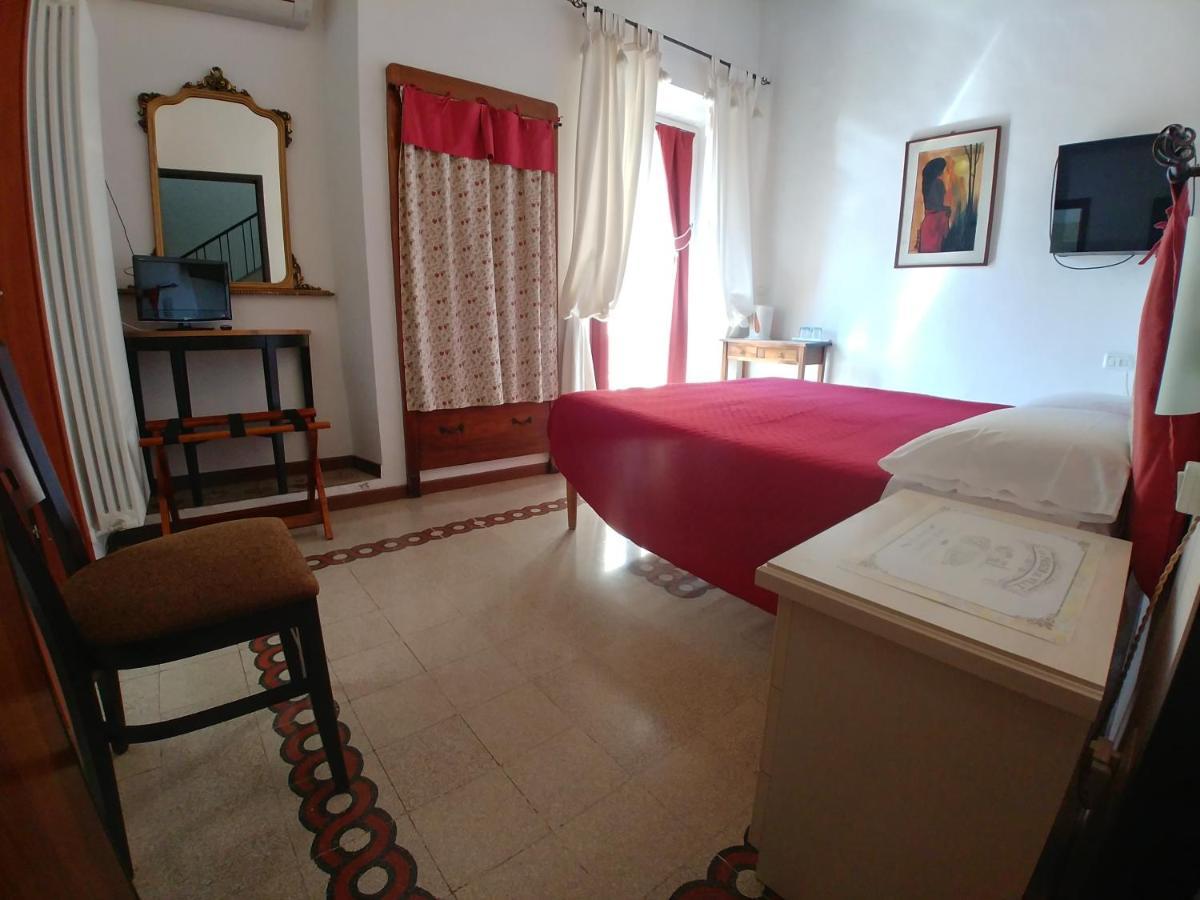 Antico Borgo Piceno Bed and Breakfast Ascoli Piceno Exteriör bild