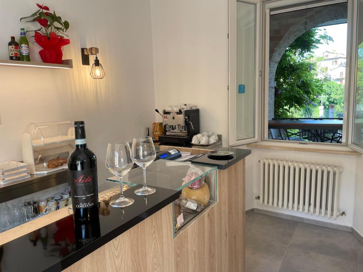 Antico Borgo Piceno Bed and Breakfast Ascoli Piceno Exteriör bild